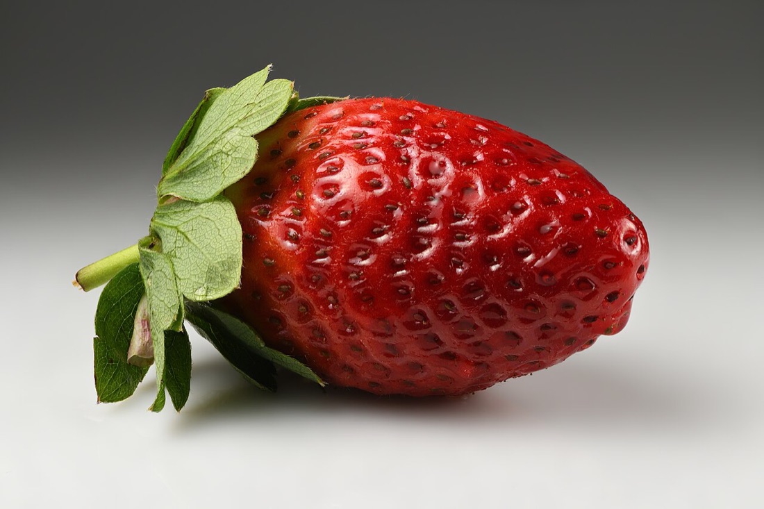 Ripe strawberries on the plant